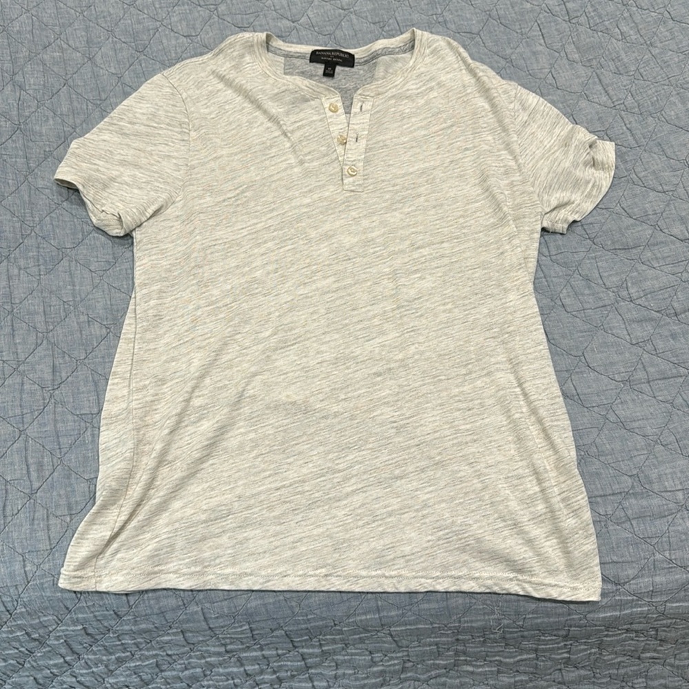 Banana Republic M Button Up Tee